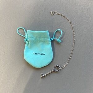 TIFFANY & CO. Necklace